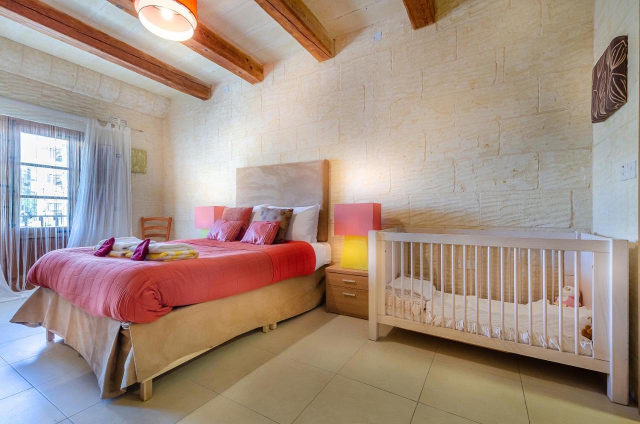 A Popular Pet Friendly Villa With A Pool, Gozo Xagħra Exterior foto