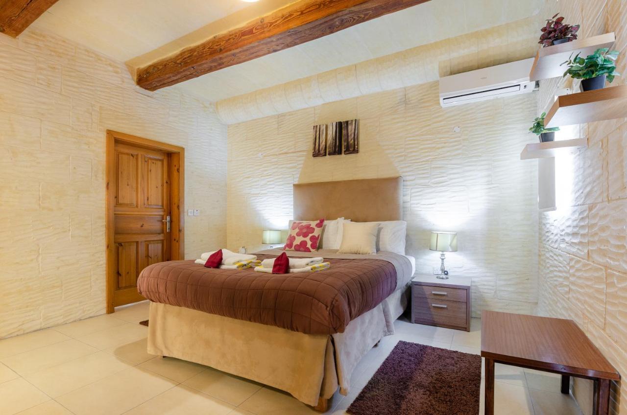 A Popular Pet Friendly Villa With A Pool, Gozo Xagħra Exterior foto
